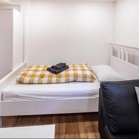Cityloft Kassel 1 - Zentrale Unterkunft Fuer Gruppen Bis 7 Personen - Parkplatz - Netflix Kültér fotó